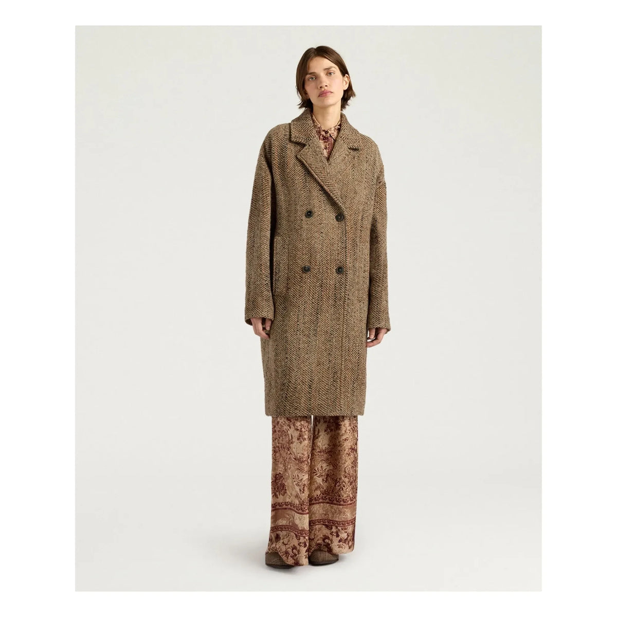 Momoni - Lancaster Herringbone Pure Wool Coat | Beige