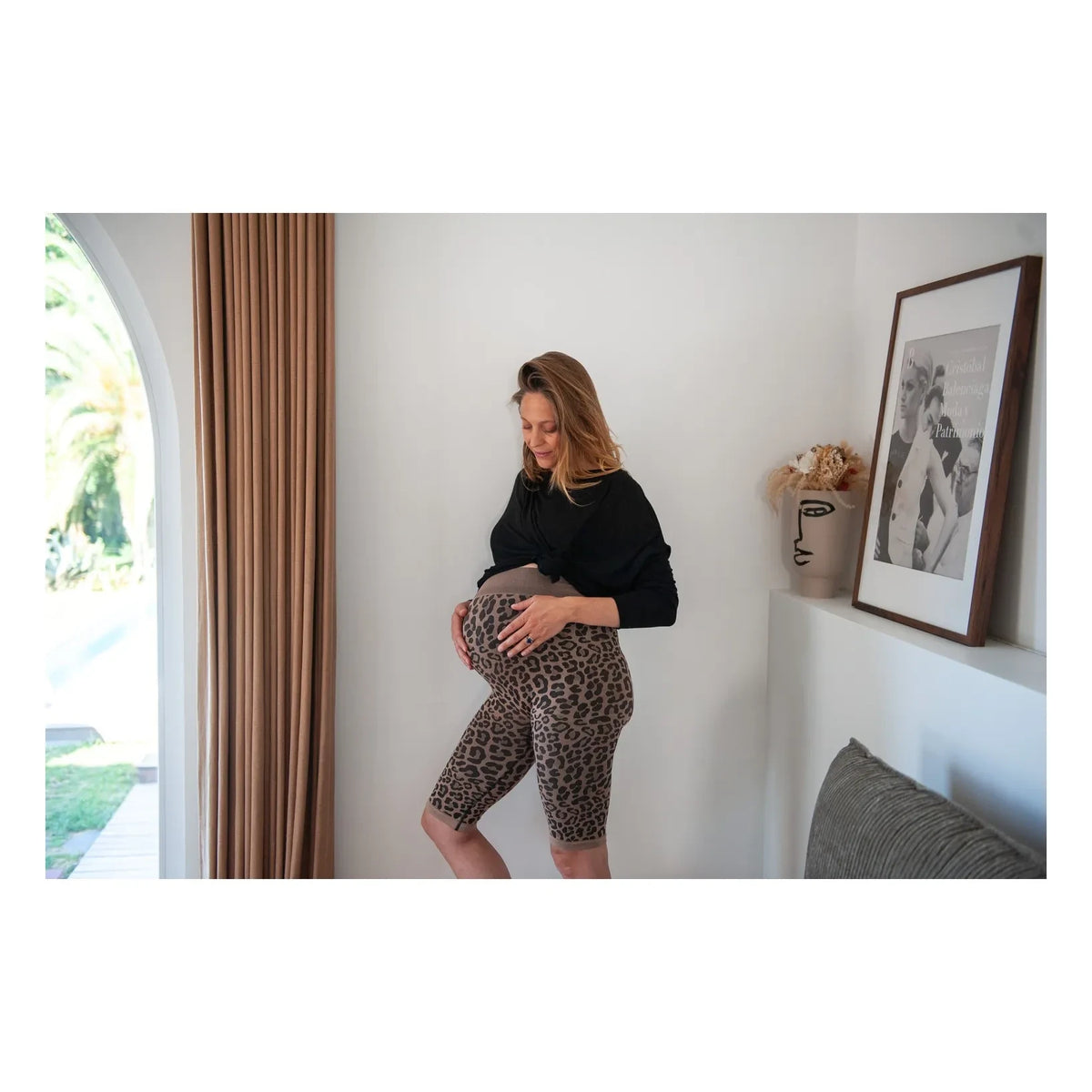 Mama Hangs - Mama Flow Maternity Cycling Shorts | Leopard