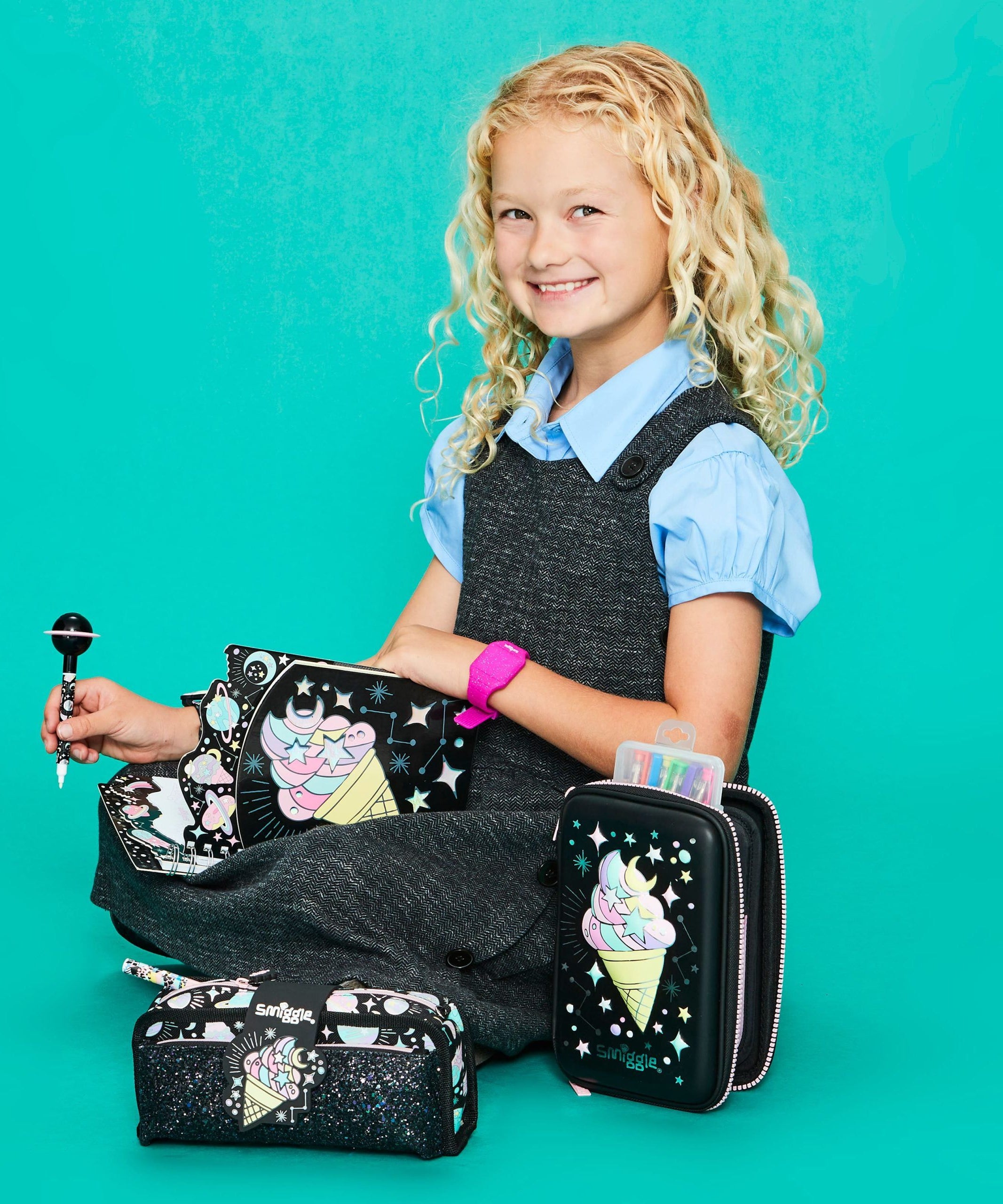 Smiggle - Beyond 3D Kabartmalı Dondurmalı Kalem Kutusu-Dinossi