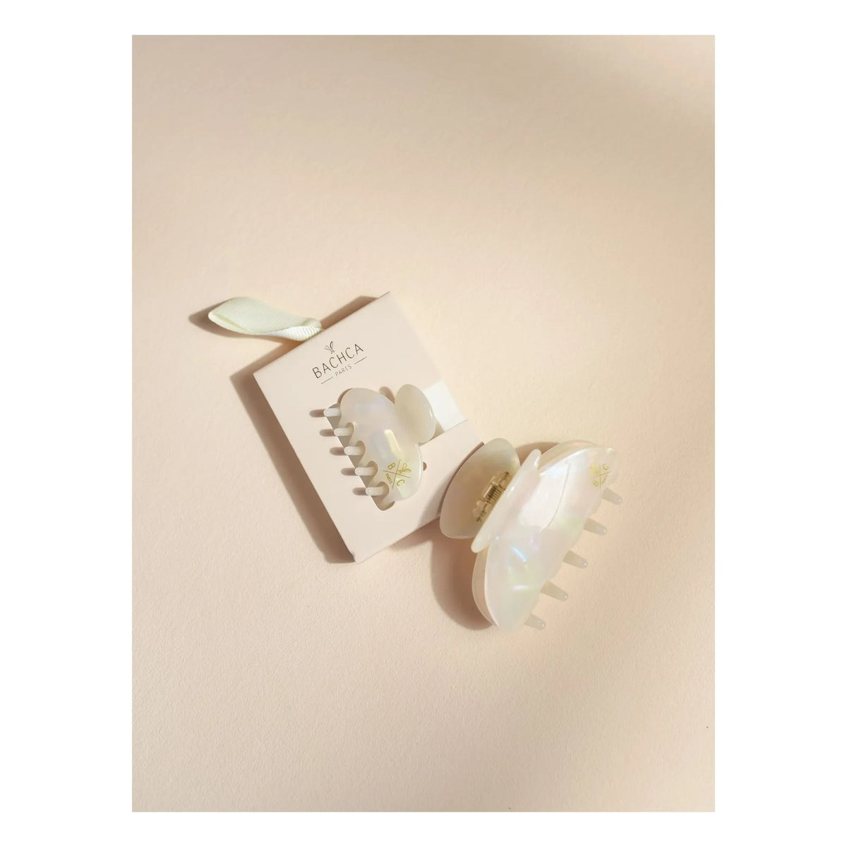 Bachca - Medium Hair Clip | Pearl