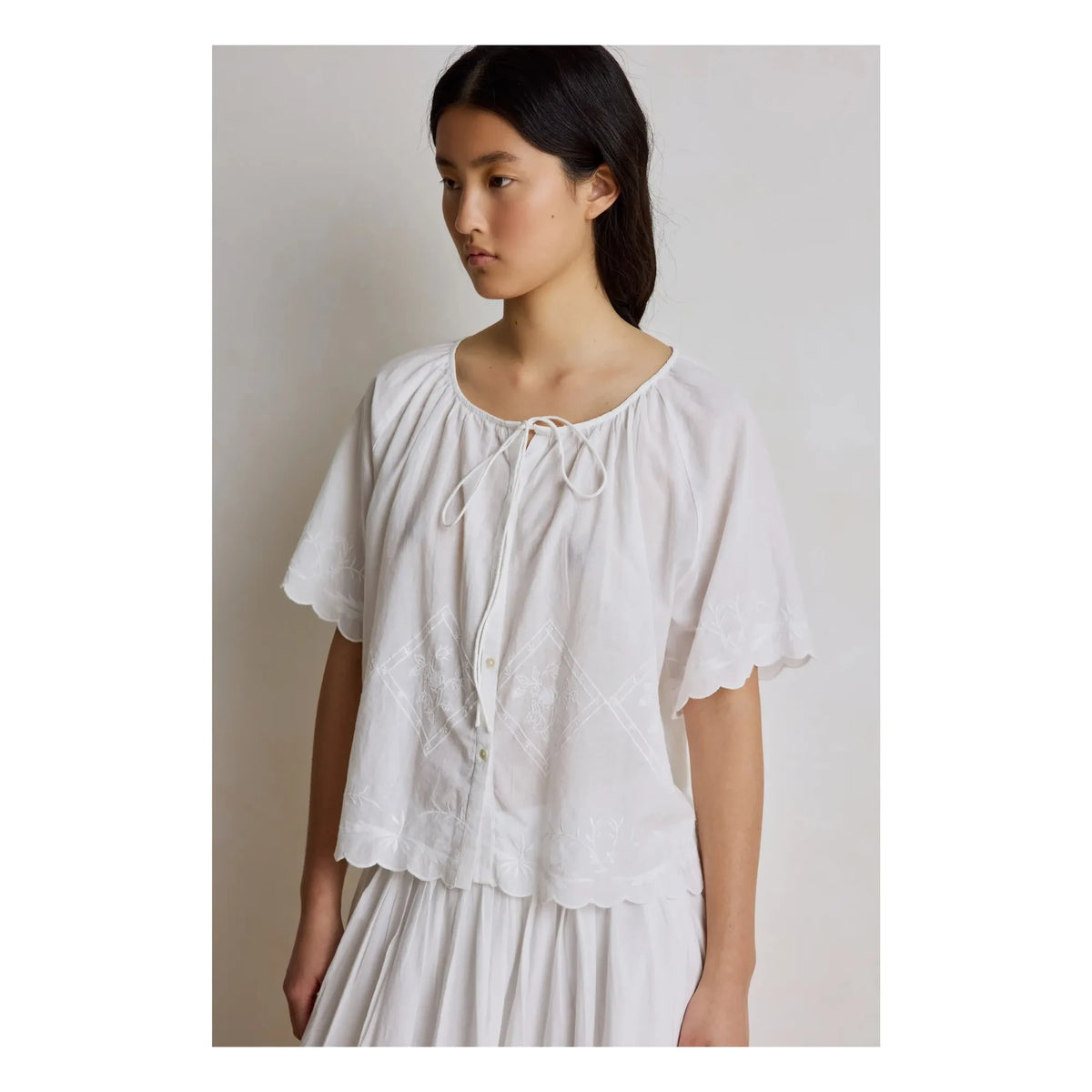 Hod - Jade Embroidered Blouse | White