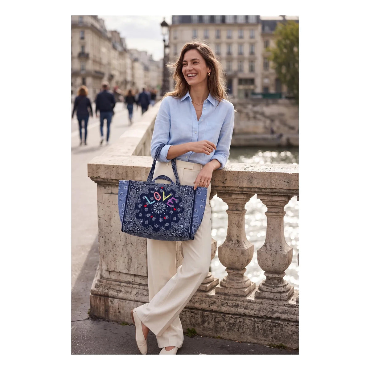 Call it by your name - Maxi Tote Love Cotton | Blue Chambray