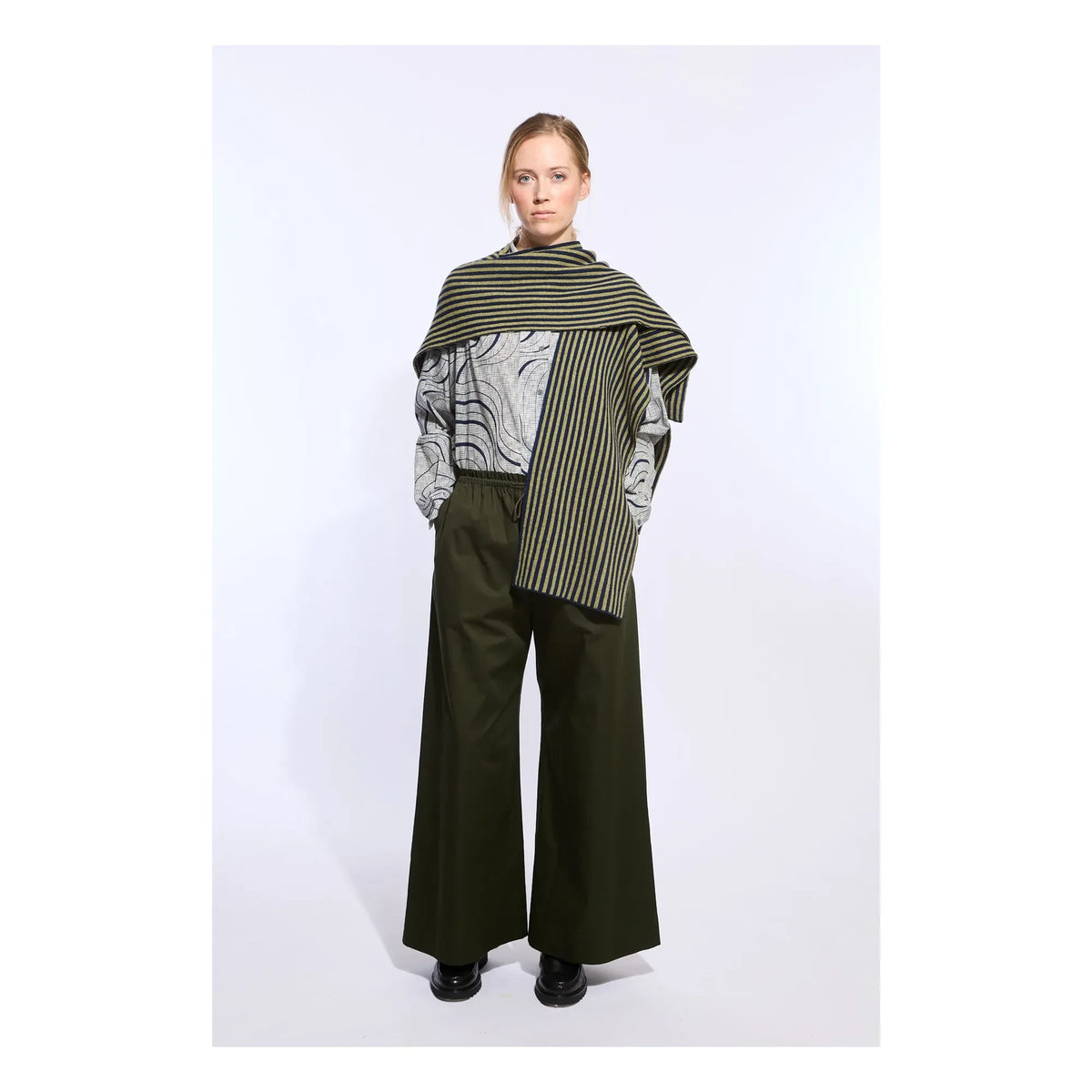 Mapoésie - Jasper Scott Wool Cape | Night Blue