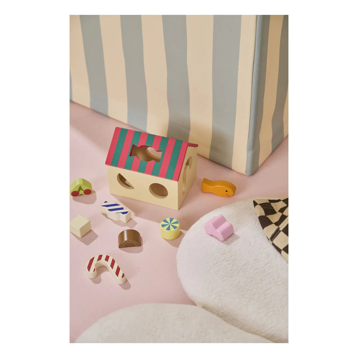 Kid's Concept - Swedish Shaped Candy Sorter