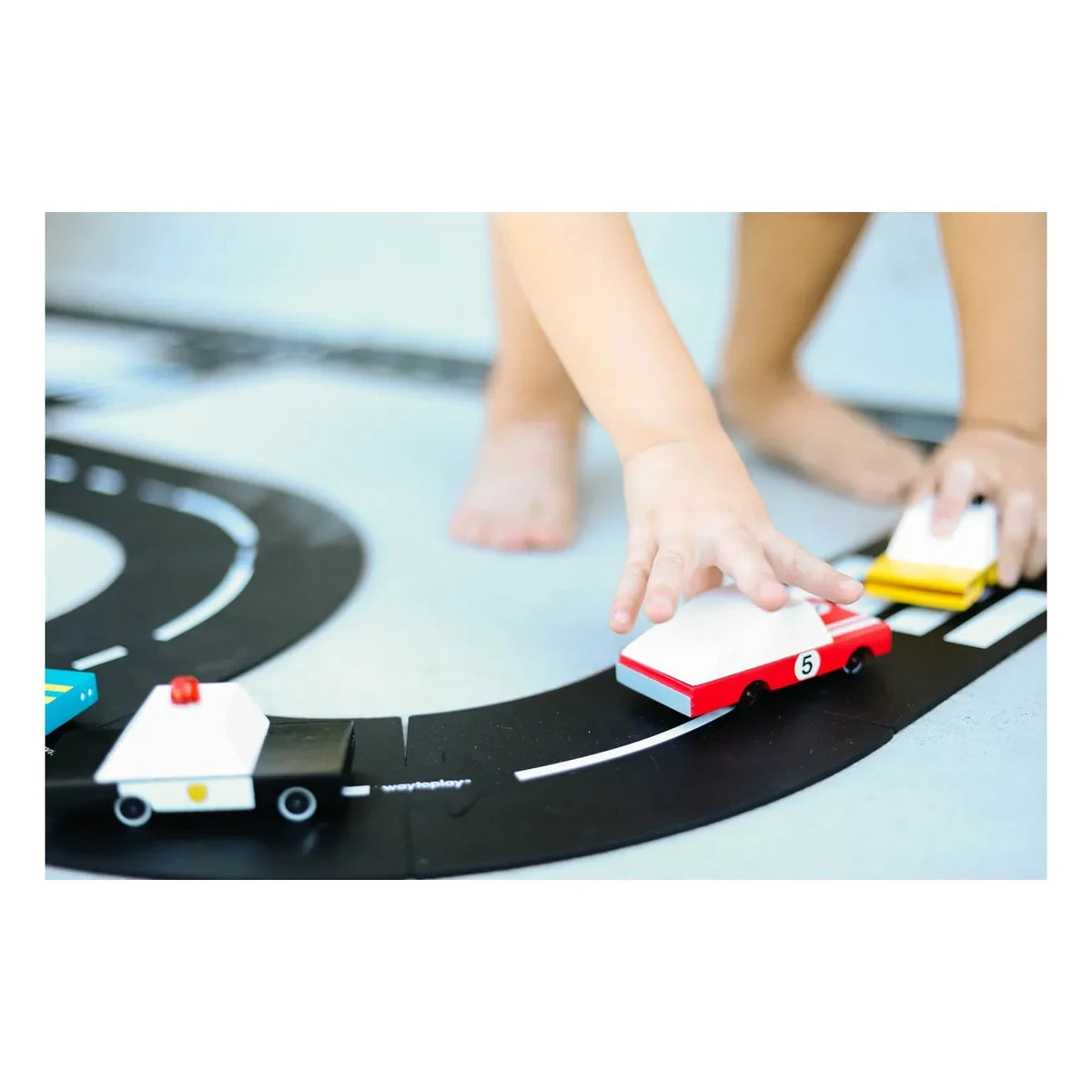 Candylab - World - Race Car