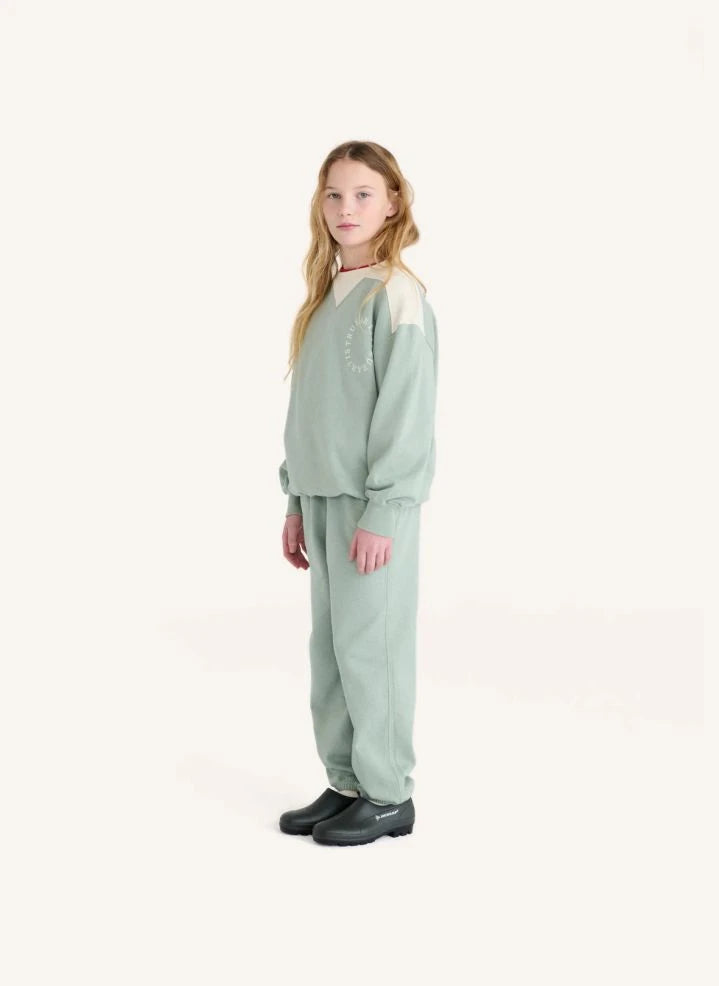True Artist - Sweat N°14 Organic Cotton | Almond Green