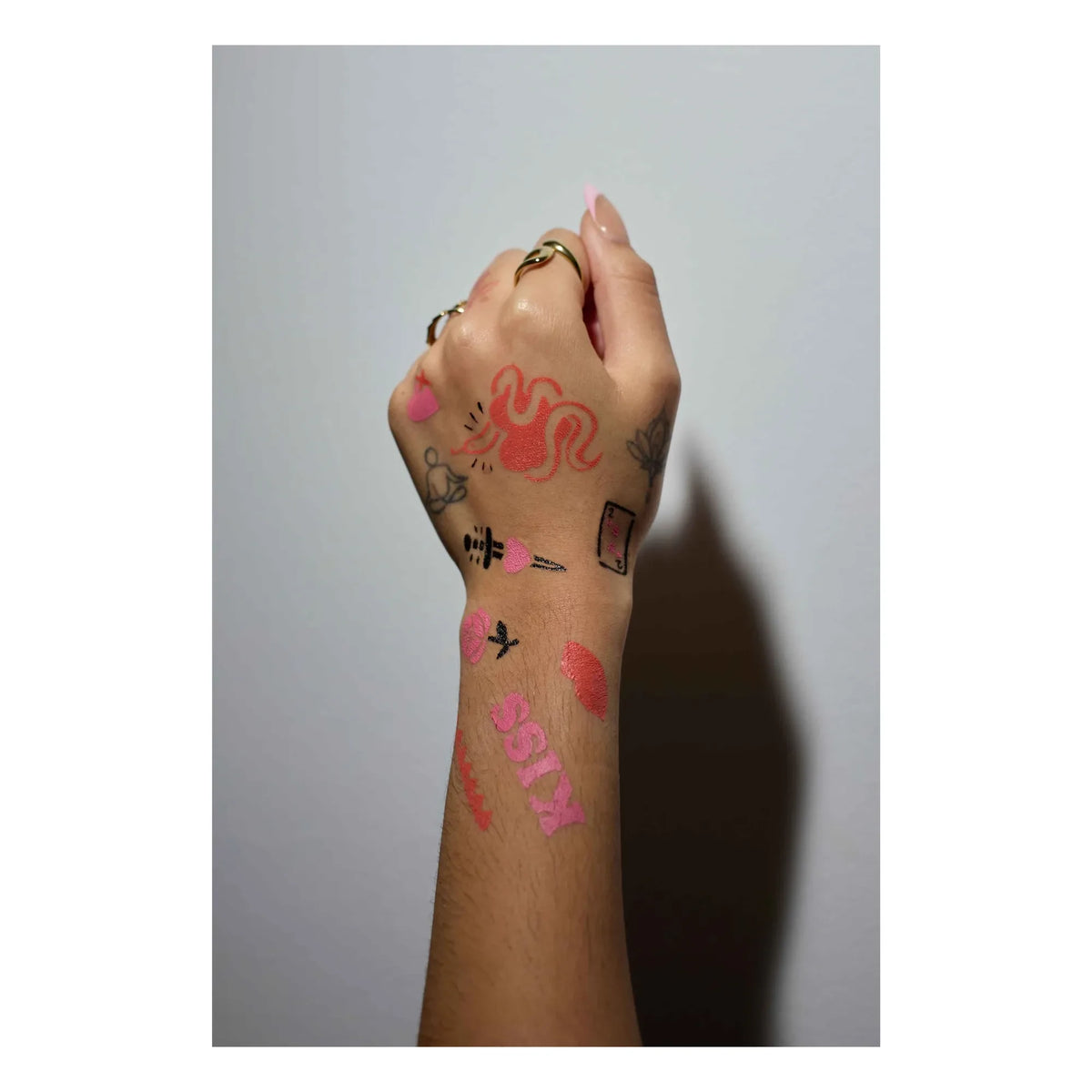 Omy - Felt Pens and Stencils for I Love You Temporary Tattoos | Pink