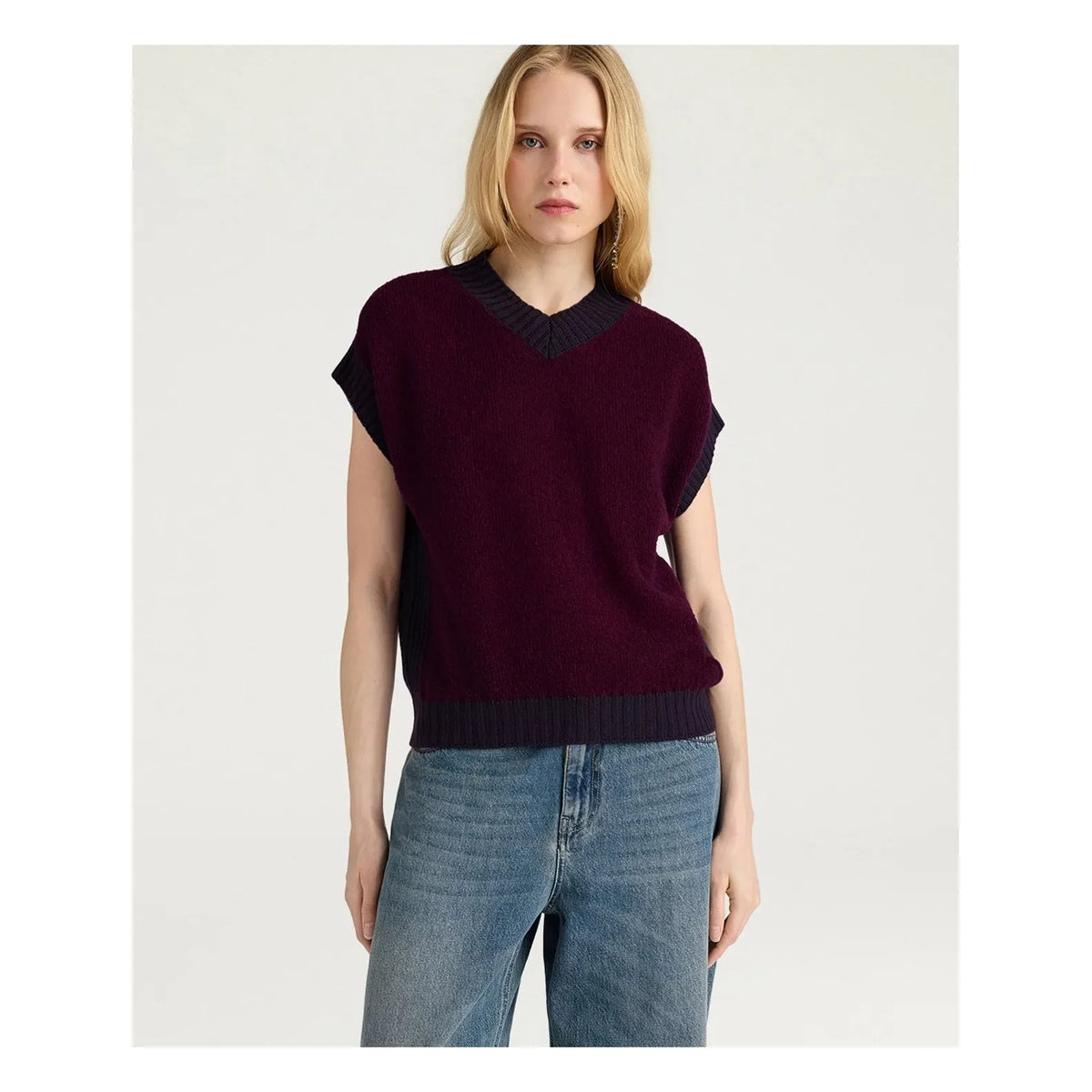 Momoni - Runa Wool Sweater | Burgundy