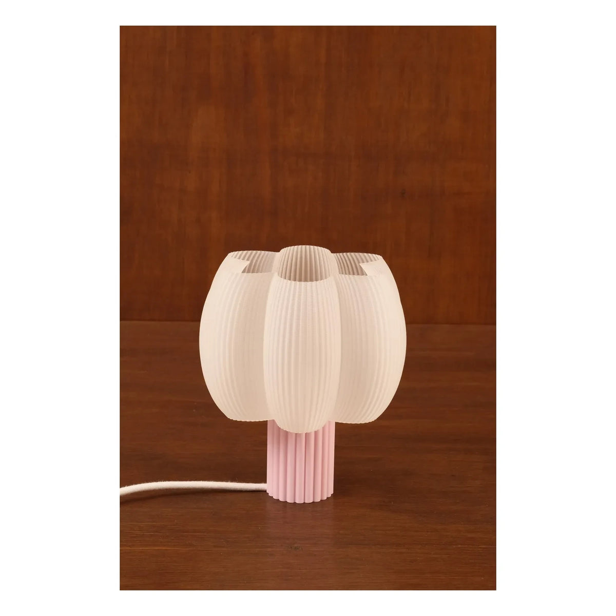 Bleuu-studio - Fluffy Lamp | Pink