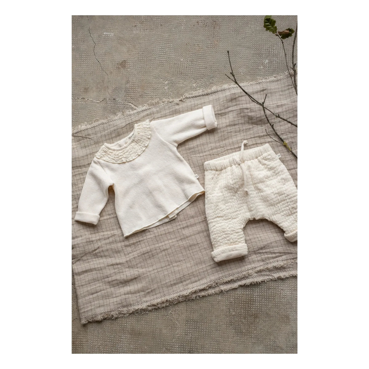 1+ in the family - Erola Blouse | Ecru