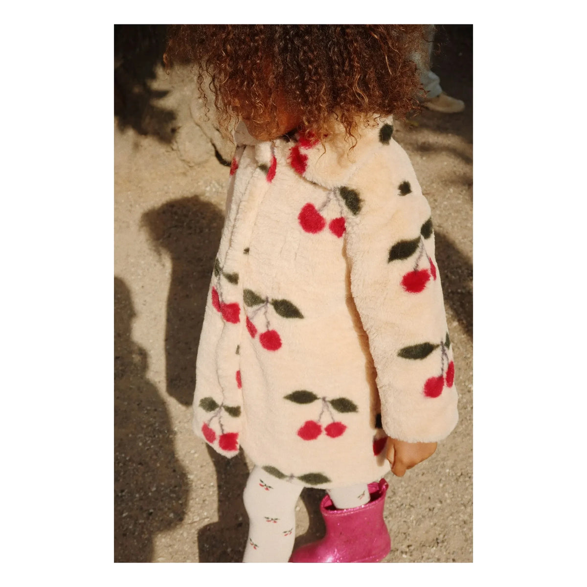 Konges Sløjd - Fuzzie Cerises Fur Coat | Beige