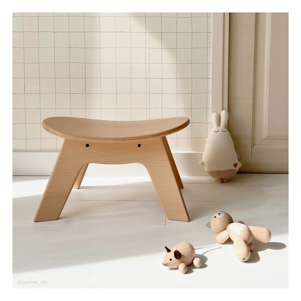 Charlie Crane - Hibo Stool