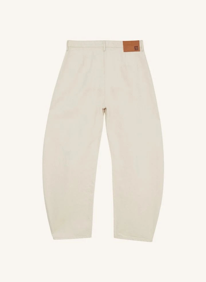 Smallable Woman - Jean Barrel London | Ecru