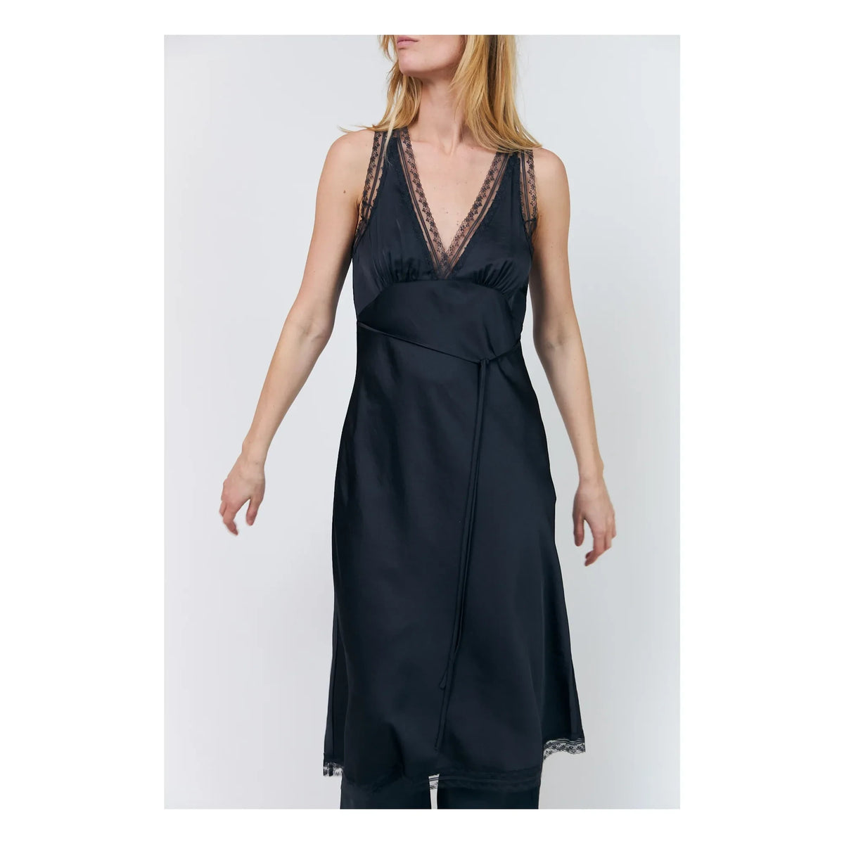 Lollys Laundry - Clari Dress | Washed Black