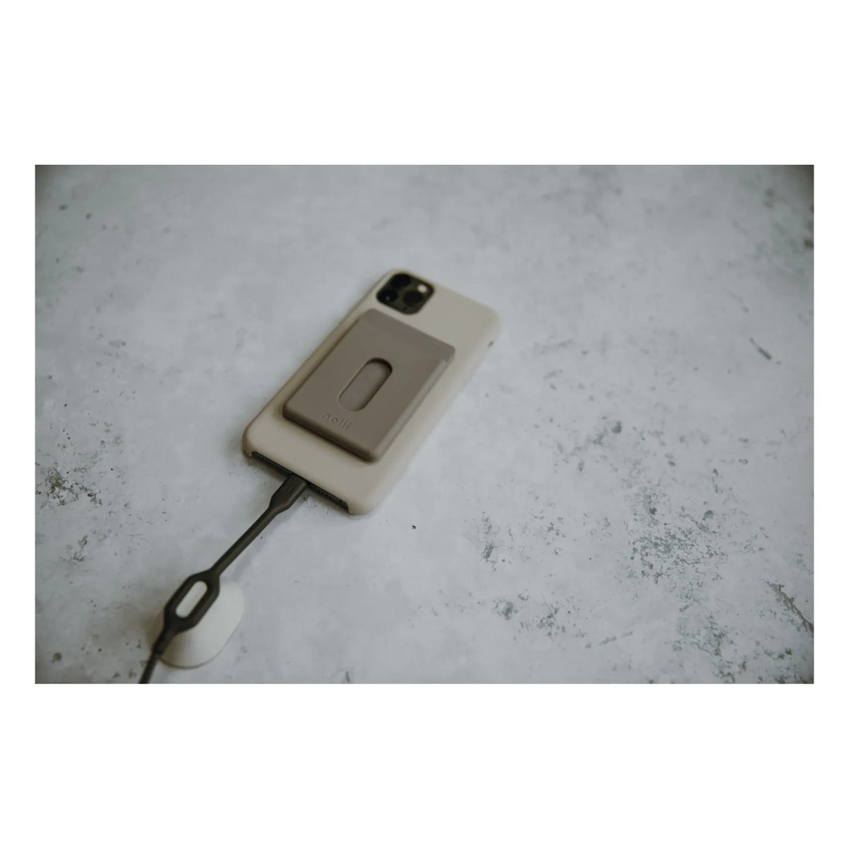Nolii - Couple iPhone Case | Light Grey