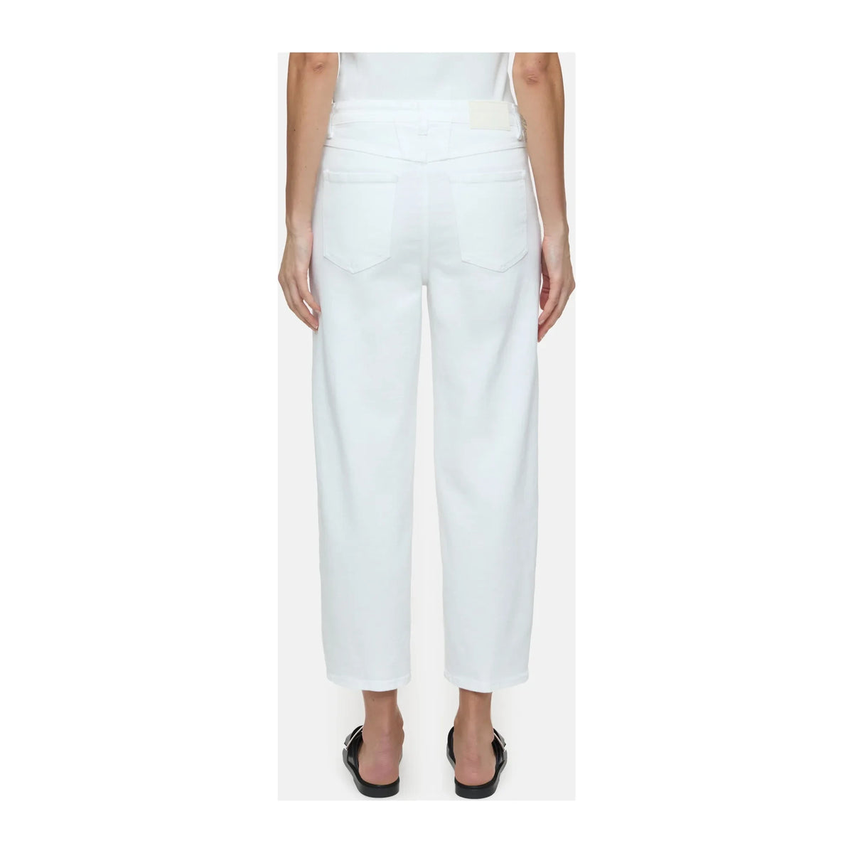 Closed - Jean Stover-X | White