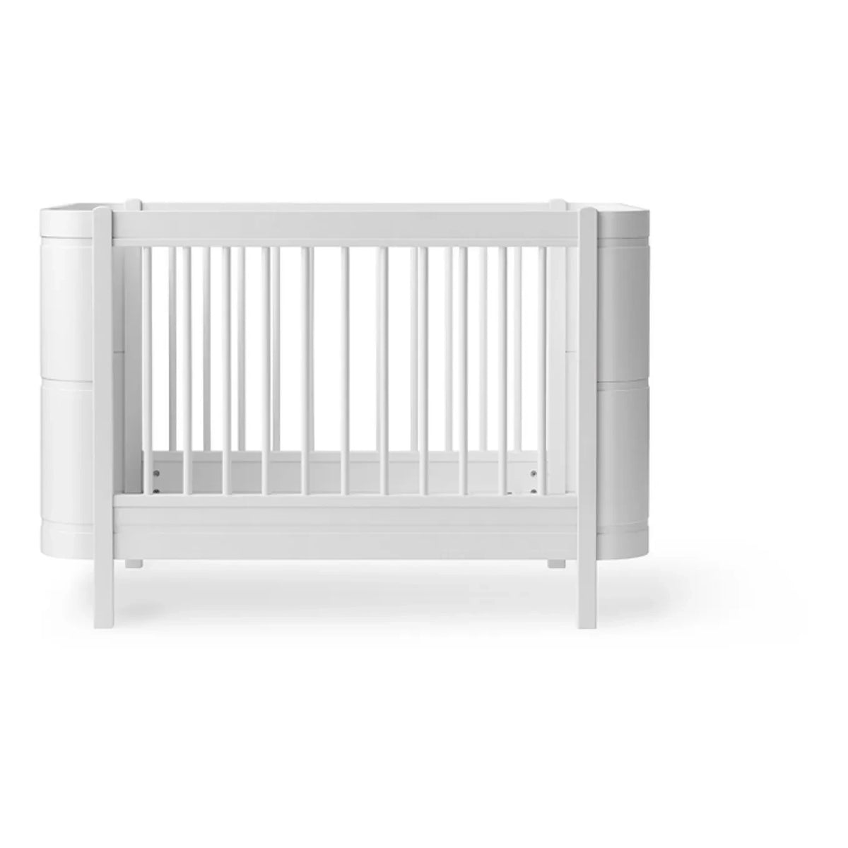 Oliver Furniture - Wood Mini+ baby bed, excluding junior kit | White