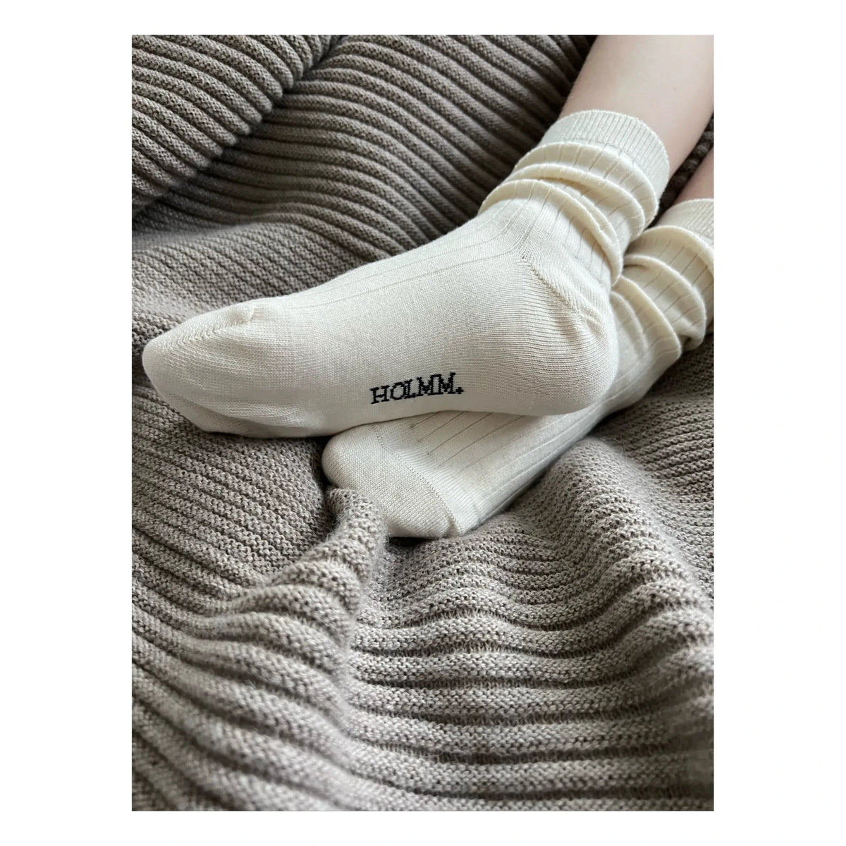 Holmm - Max Open Knit Cashmere Socks | Cream