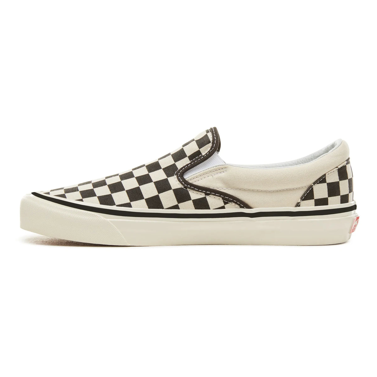 Vans - Checkerboard Classic Slip-On 98 DX Sneakers | Black