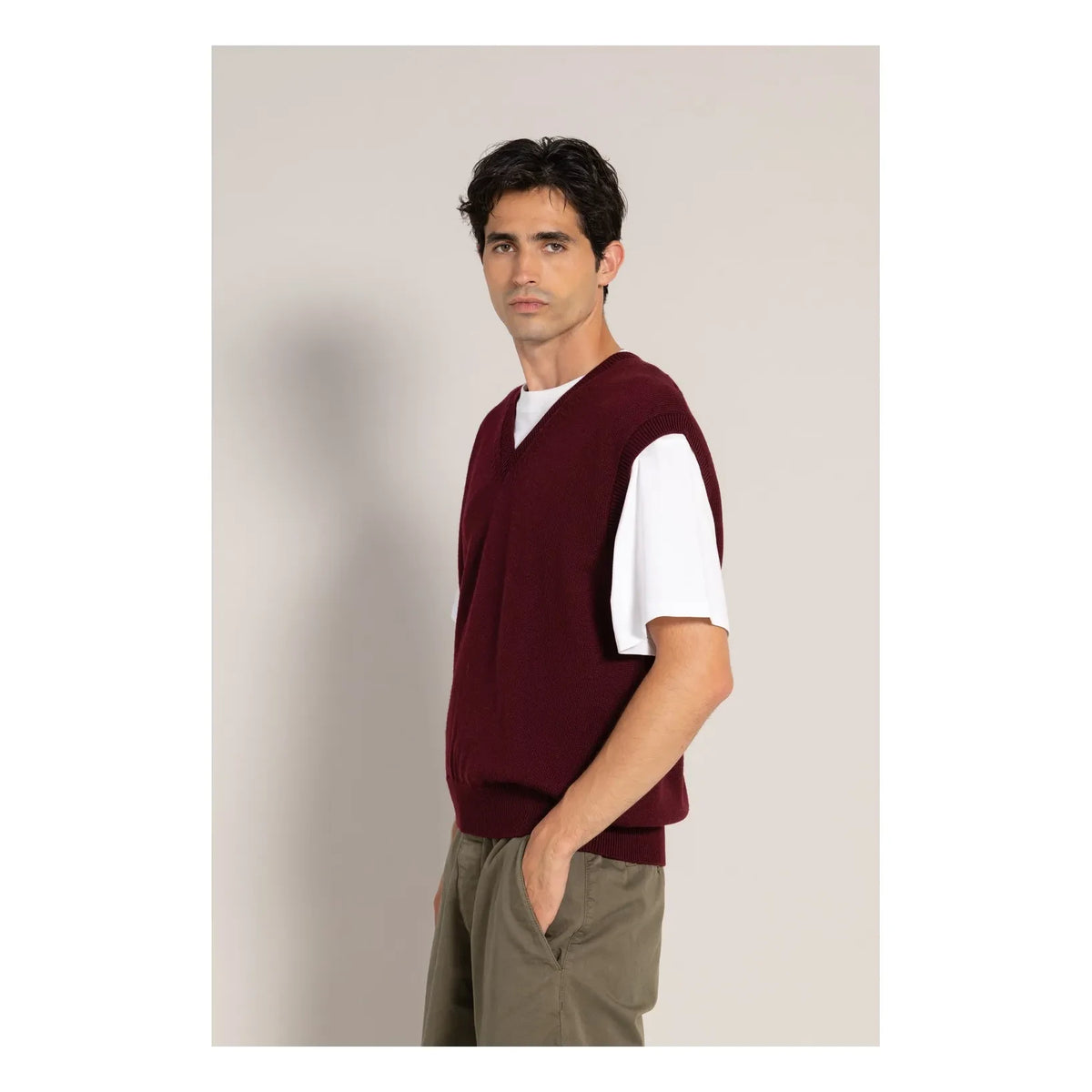 Smallable Man - Baxter Sleeveless Merino Wool Sweater | Burgundy