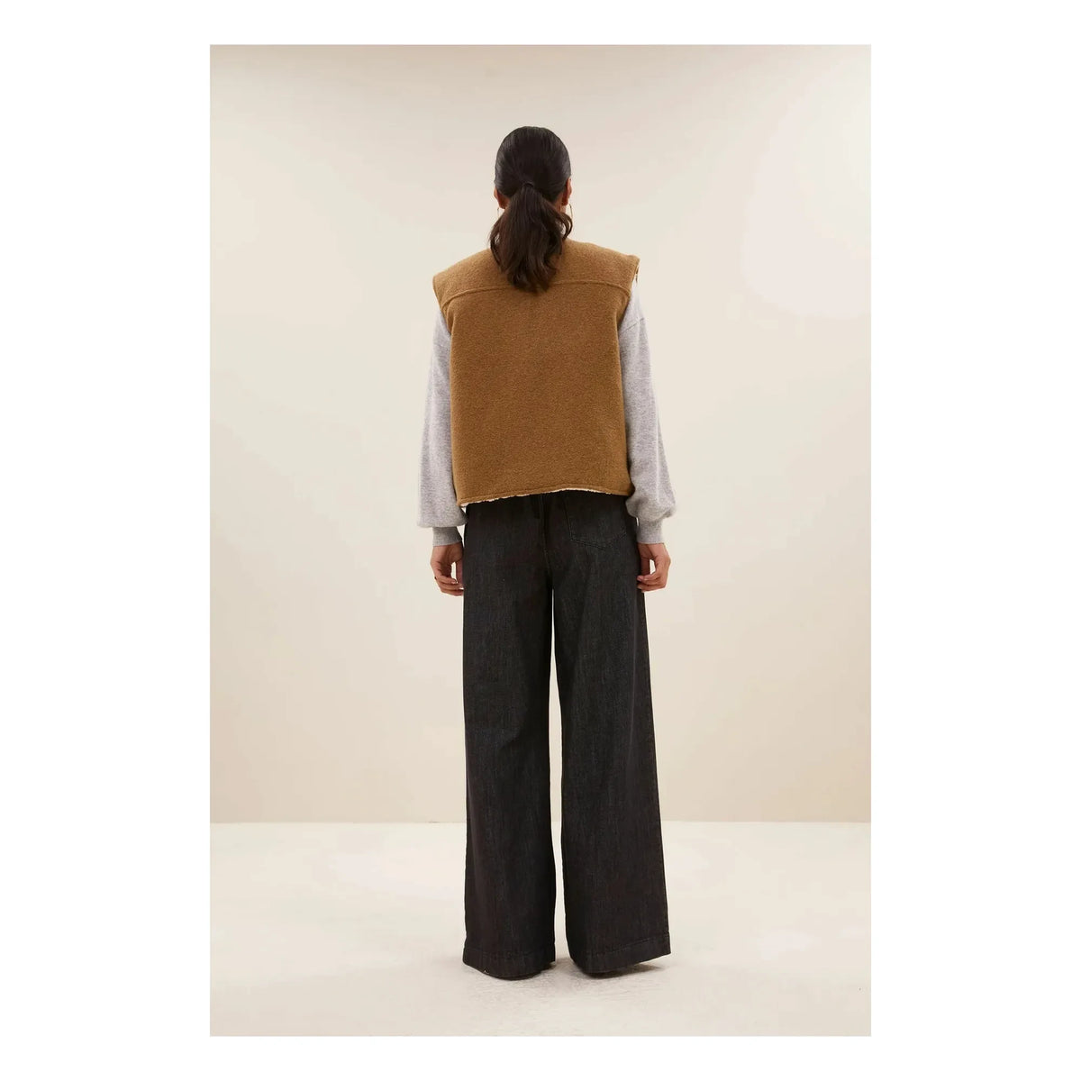 By Bar - Joelle Sleeveless Jacket | Camel