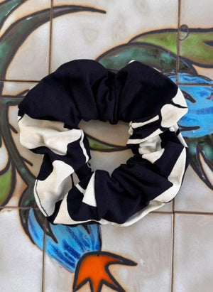 Paloma Collection - Tokyo Black Scrunchie | Black