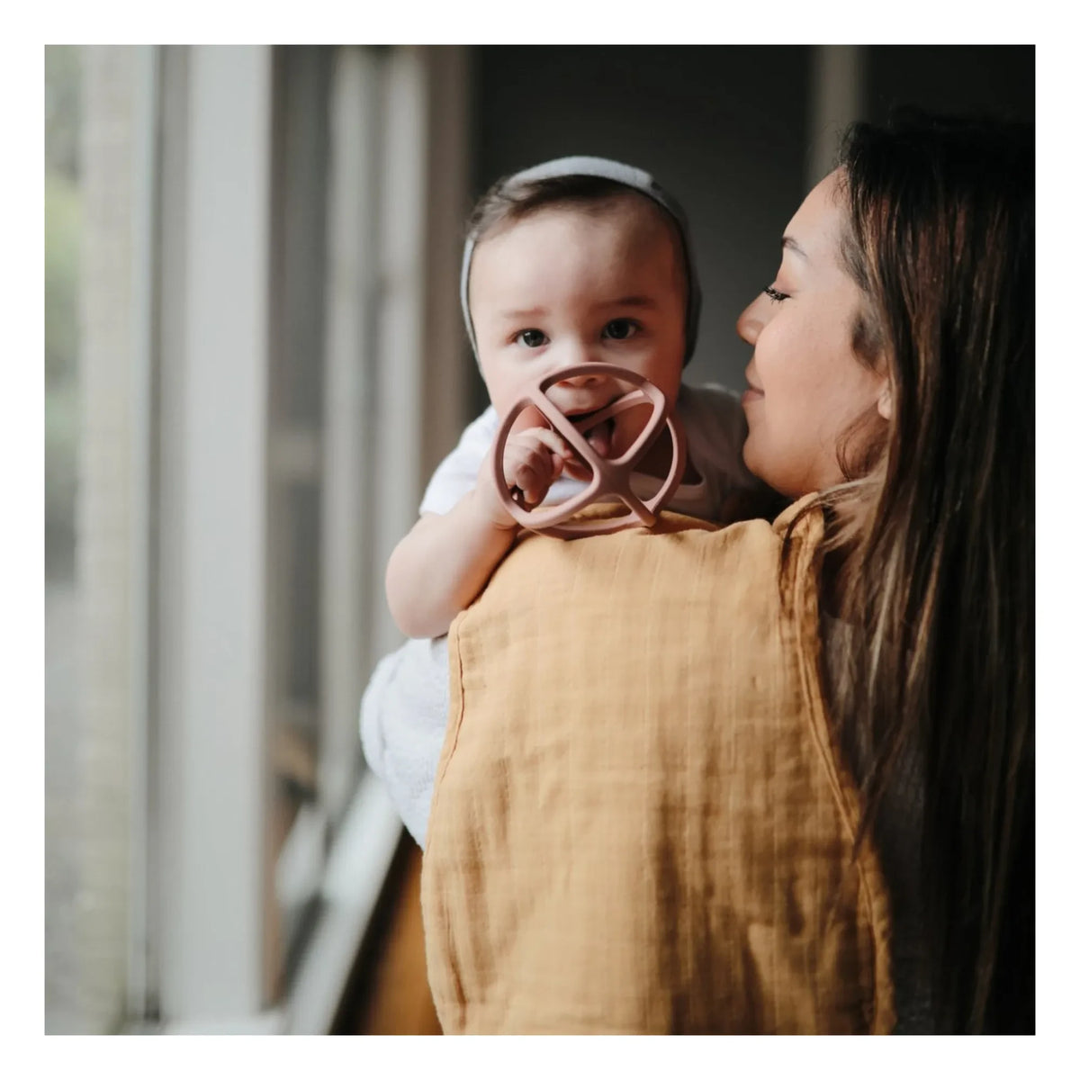 Mushie - Silicone Teething Ball | Terracotta