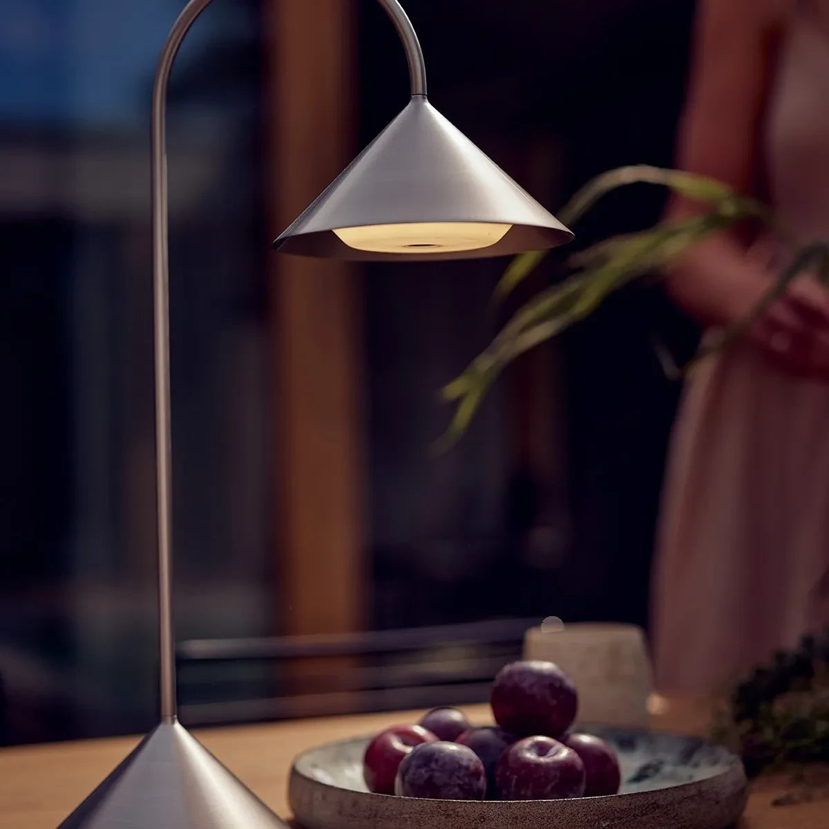 Frandsen - Grasp Table Lamp, Thomas Albertsen | Steel