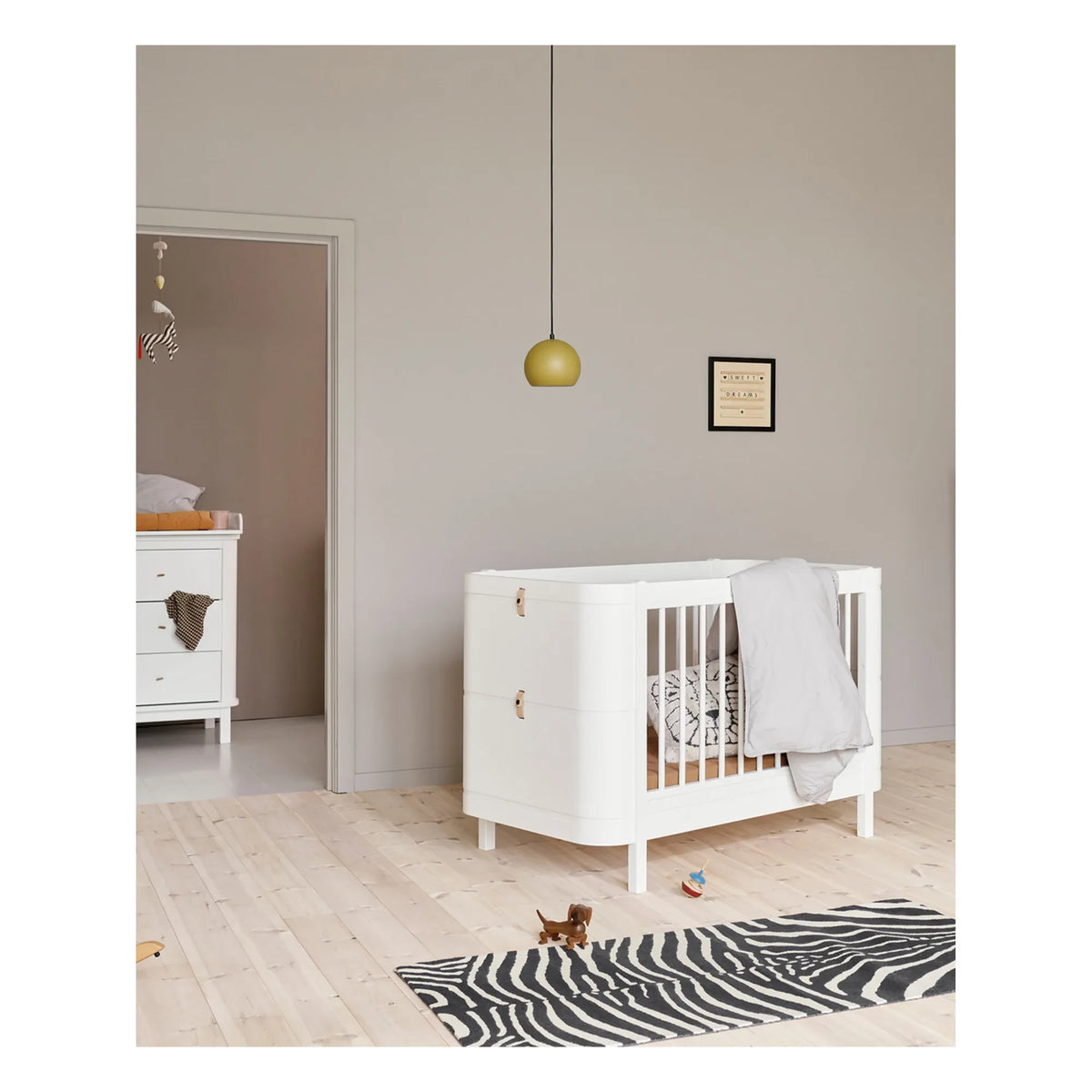 Oliver Furniture - Wood Mini+ baby bed, excluding junior kit | White