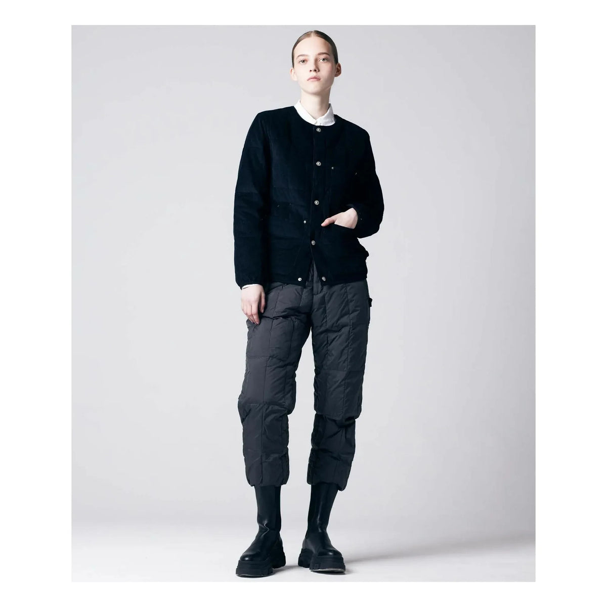 Taion - Velvet Round Neck Jacket | Black