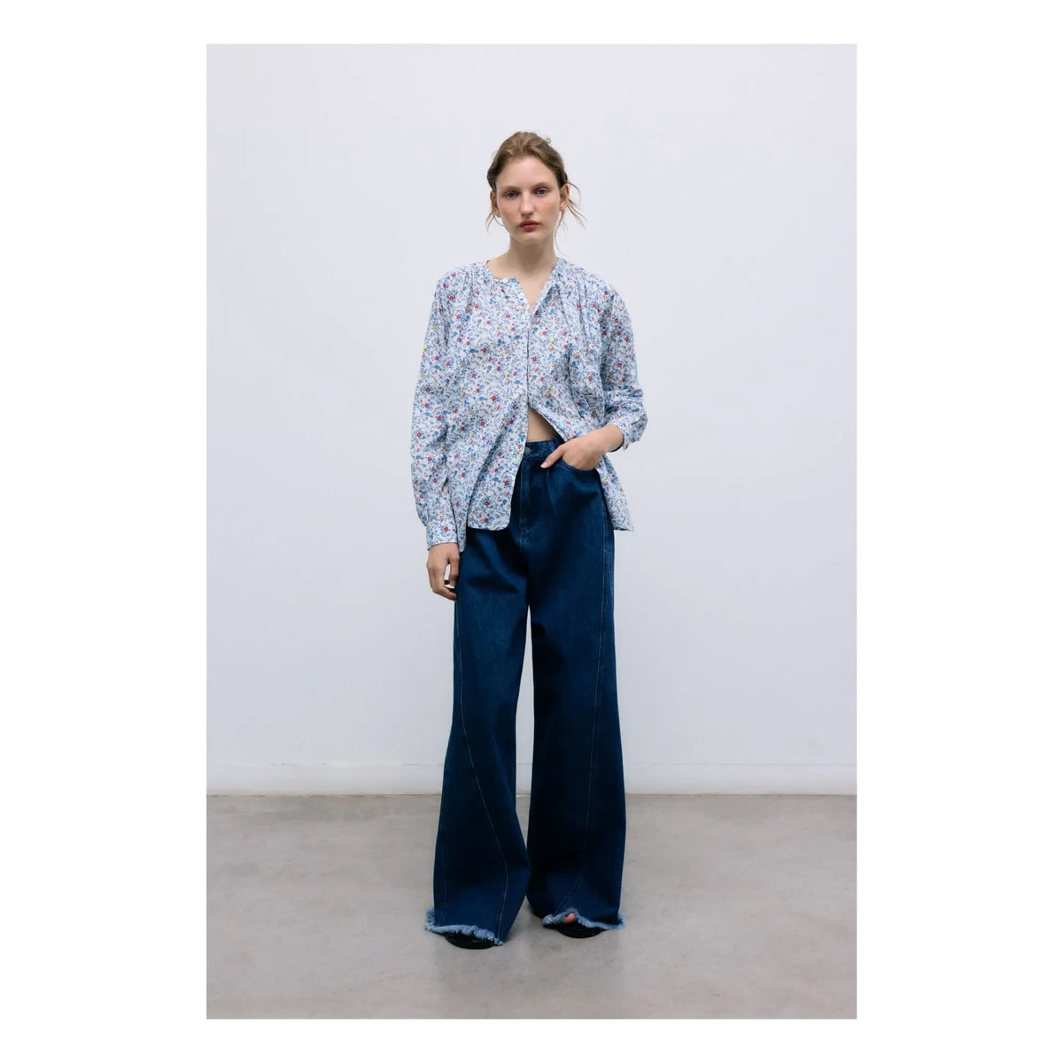 The New Society - Cloe Pamuk Blouse | Blue