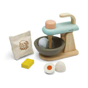 Plan Toys - Natural Rubber Wooden Food Processor Toy | Natural