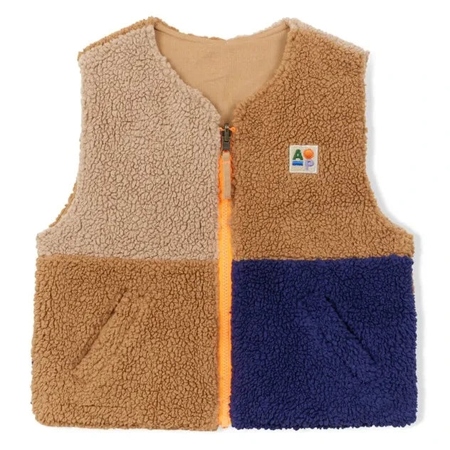 Arsène et Les Pipelettes - Reversible Sleeveless Sherpa Style Organic Cotton Vest | Camel