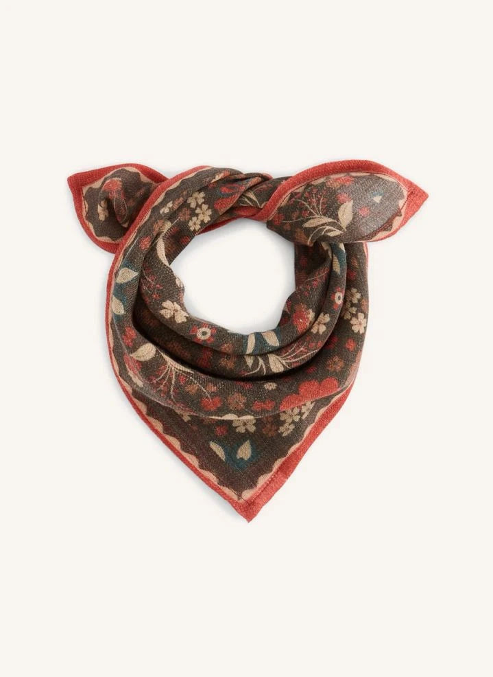 Apaches - Small Farzana Wool Scarf | Green