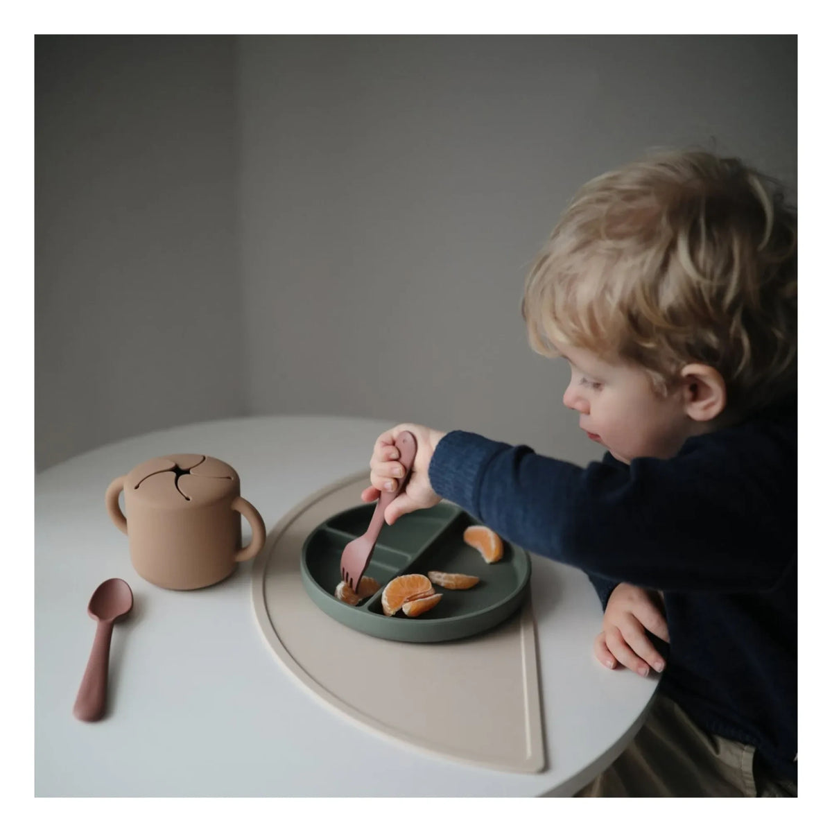 Mushie - Silicone Plate | Chrome Green