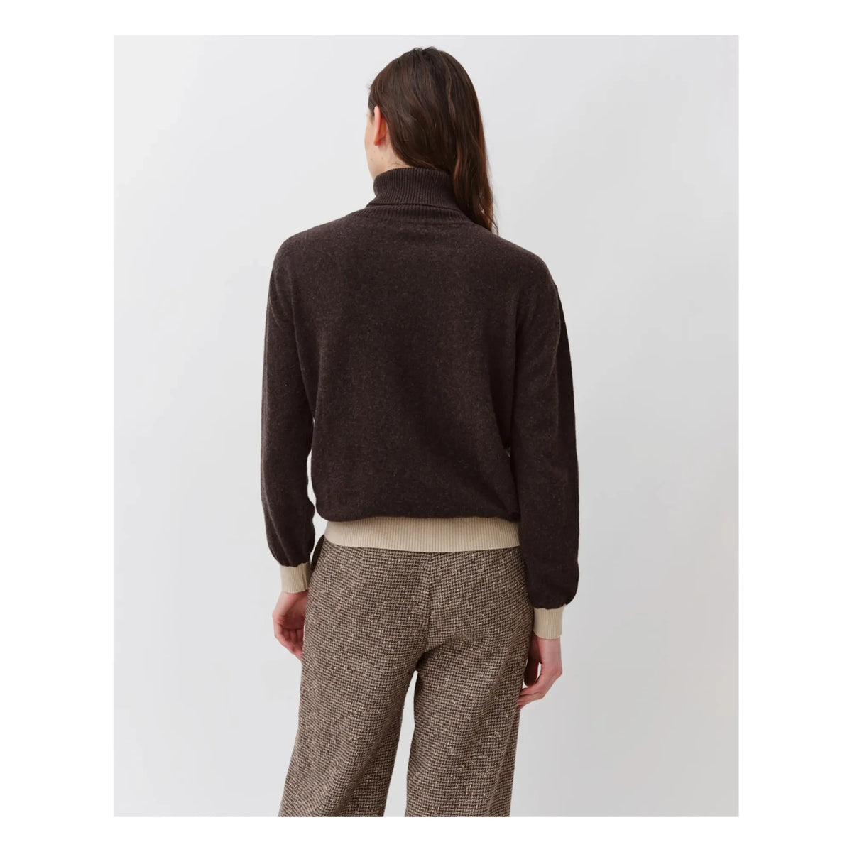 Diega - Pasmeo Wool Sweater | Chocolate