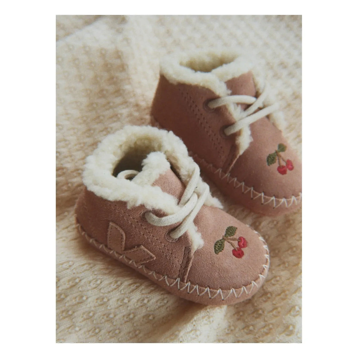 Veja - Baby Cerises Sneakers - Veja x Konges Slojd | Pink