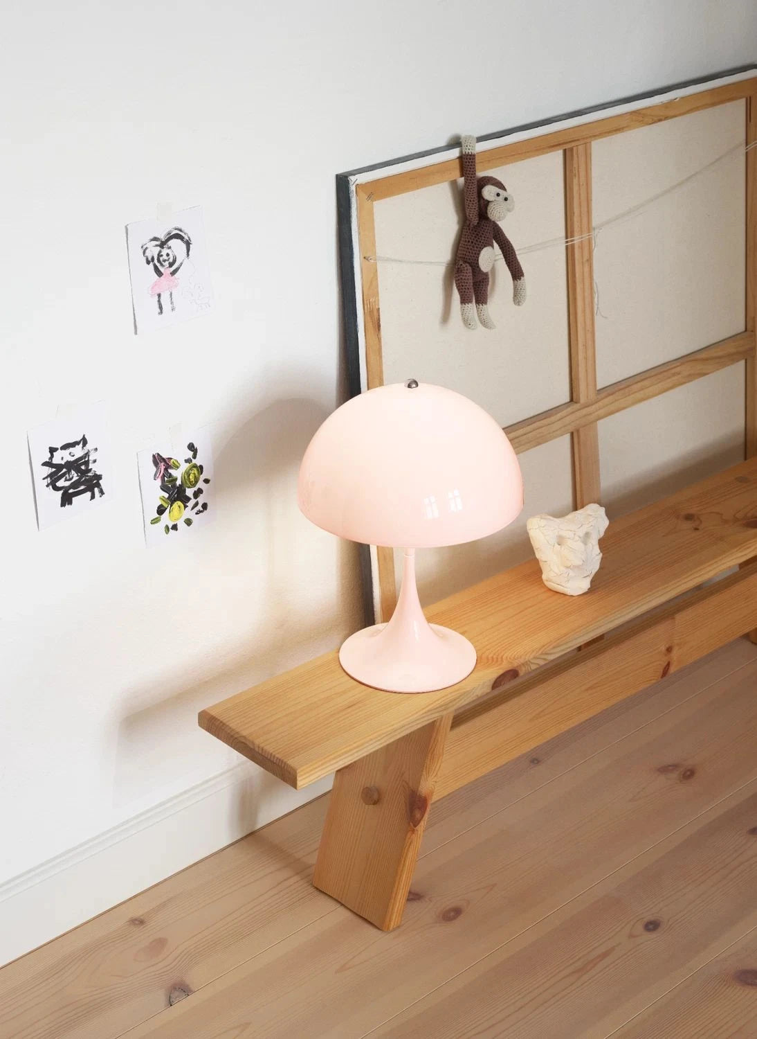 Louis Poulsen - Panthella 250 Portable Table Lamp, Louis Poulsen | Pale Pink