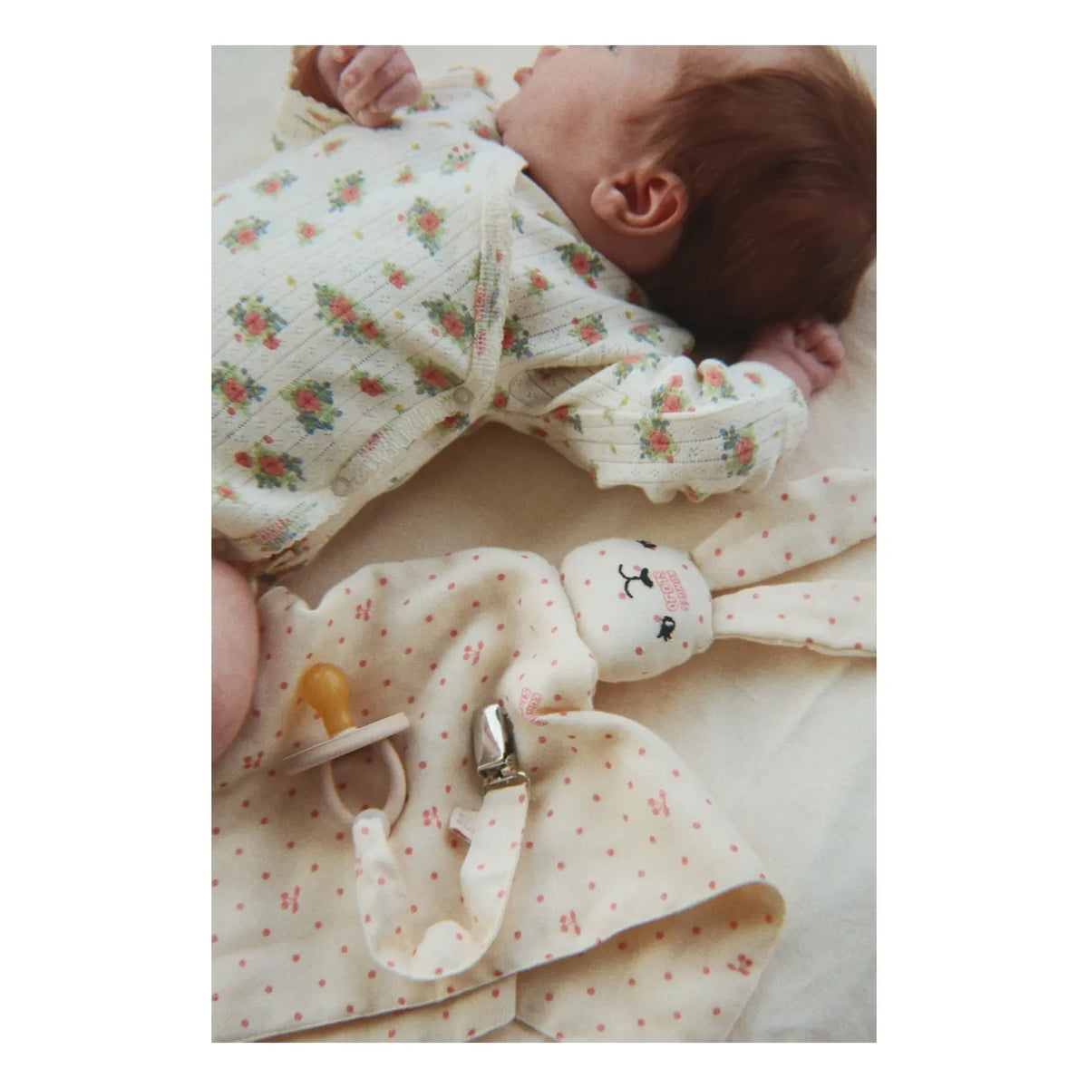 Konges Sløjd - Minnie Floral Pointelle Wrap Bodysuit, Organic Cotton | Ecru