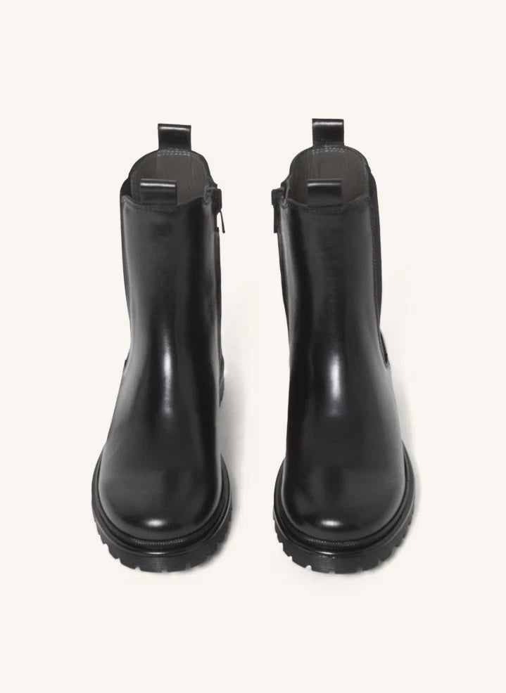Angulus - Thick-Soled Chelsea Boots | Black