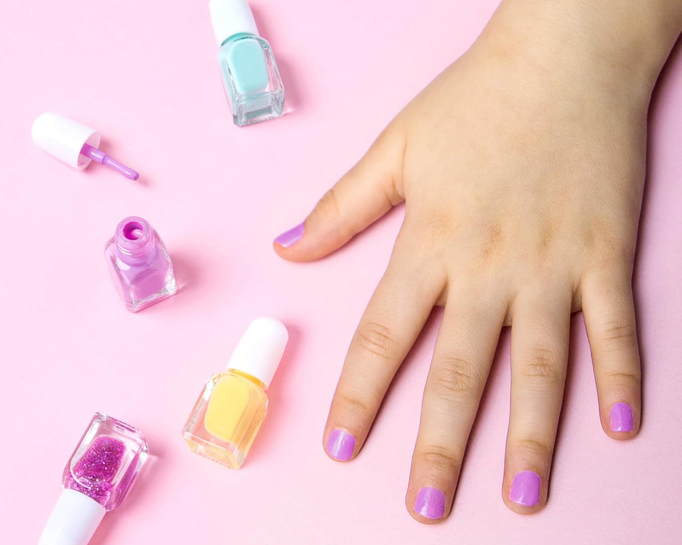 Dinossi - 9-piece Children's Nail Polish and Care Set