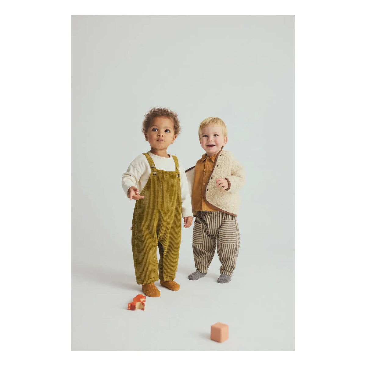 Cozmo - Dax organic cotton velvet overalls | Light green