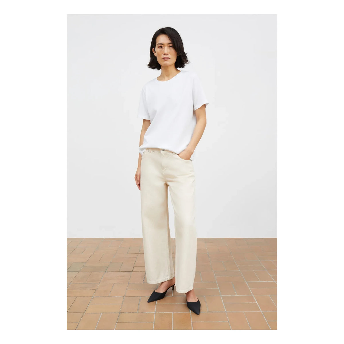 Skall Studio - Crop Taylor Organic Cotton Jeans | Ecru