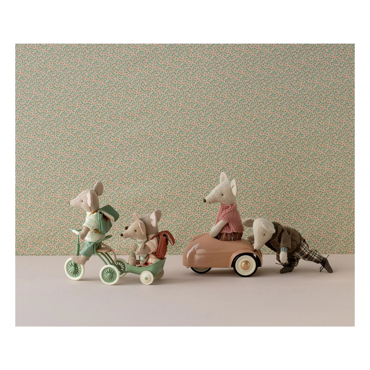 Maileg - Three-wheeled bicycle and canopy | Green