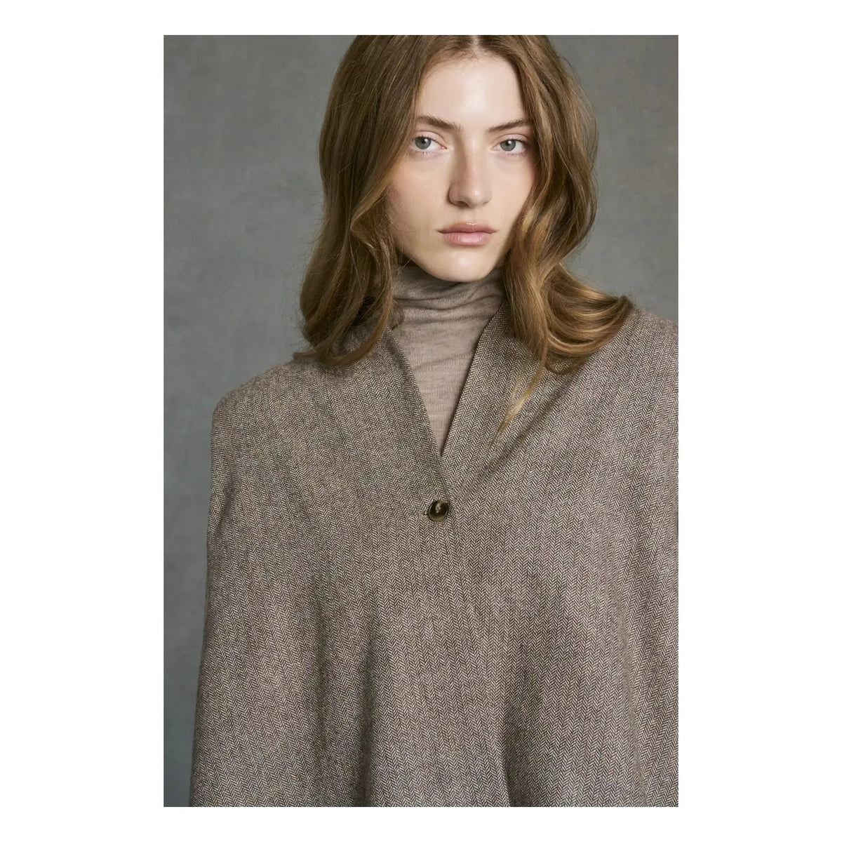 Hod - Alienor Sleeveless Jacket | Taupe Brown