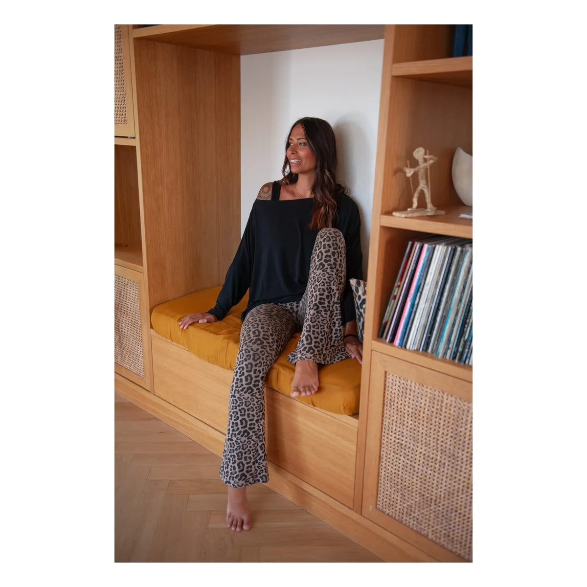 Mama Hangs - Mama Flow Maternity Flare Leggings | Leopard