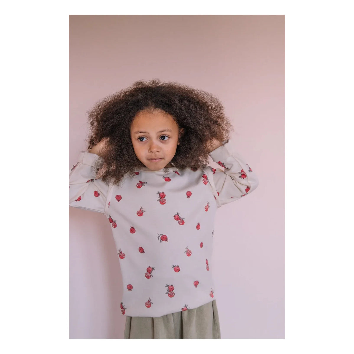 Studio Bohème - Lala Grenades Organic Cotton T-shirt | Ecru