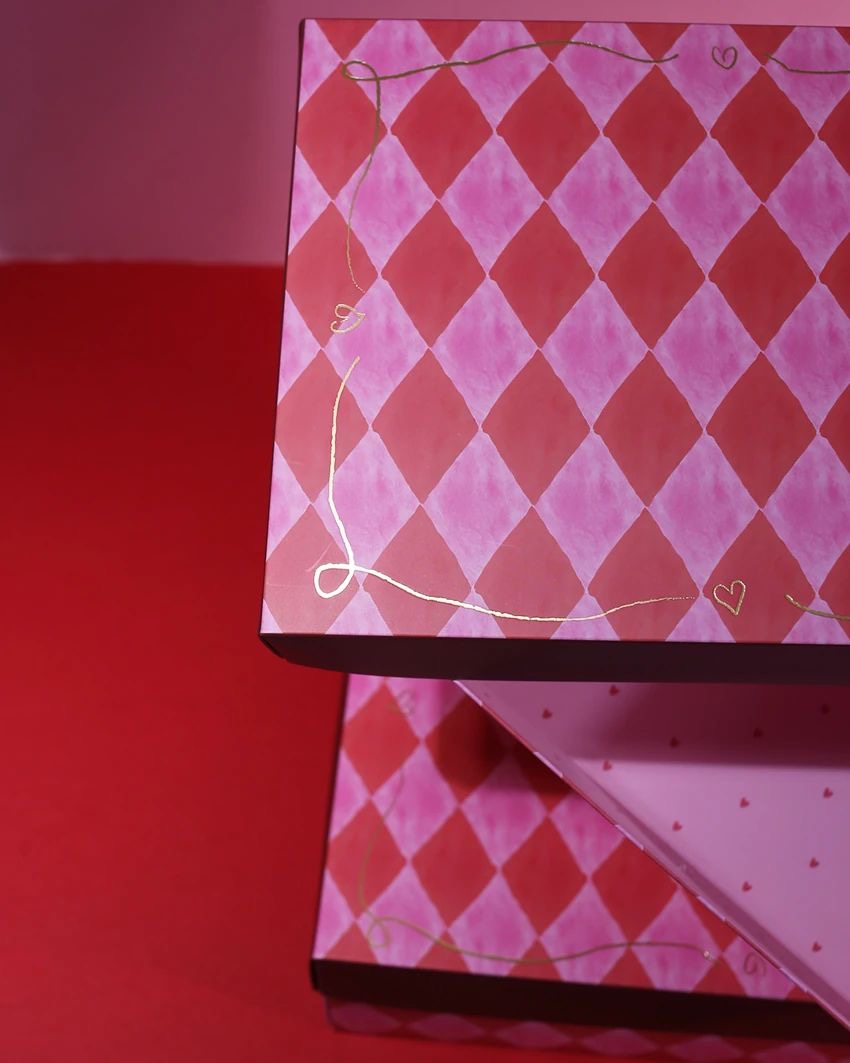 Dinossi - Pink Checkered Gift Box