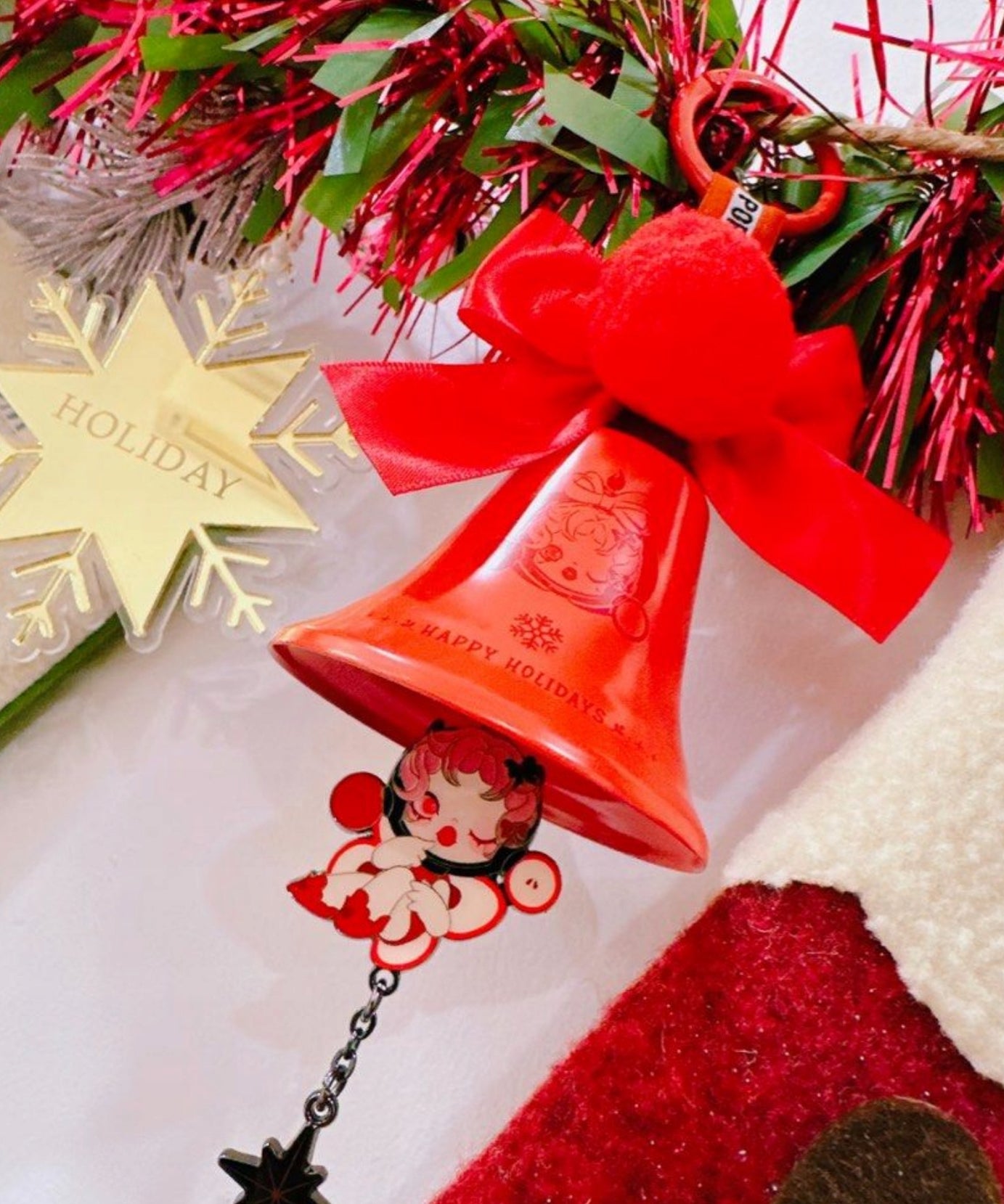 Pop Mart - Original Skullpanda Happy Holidays Tree Ornament