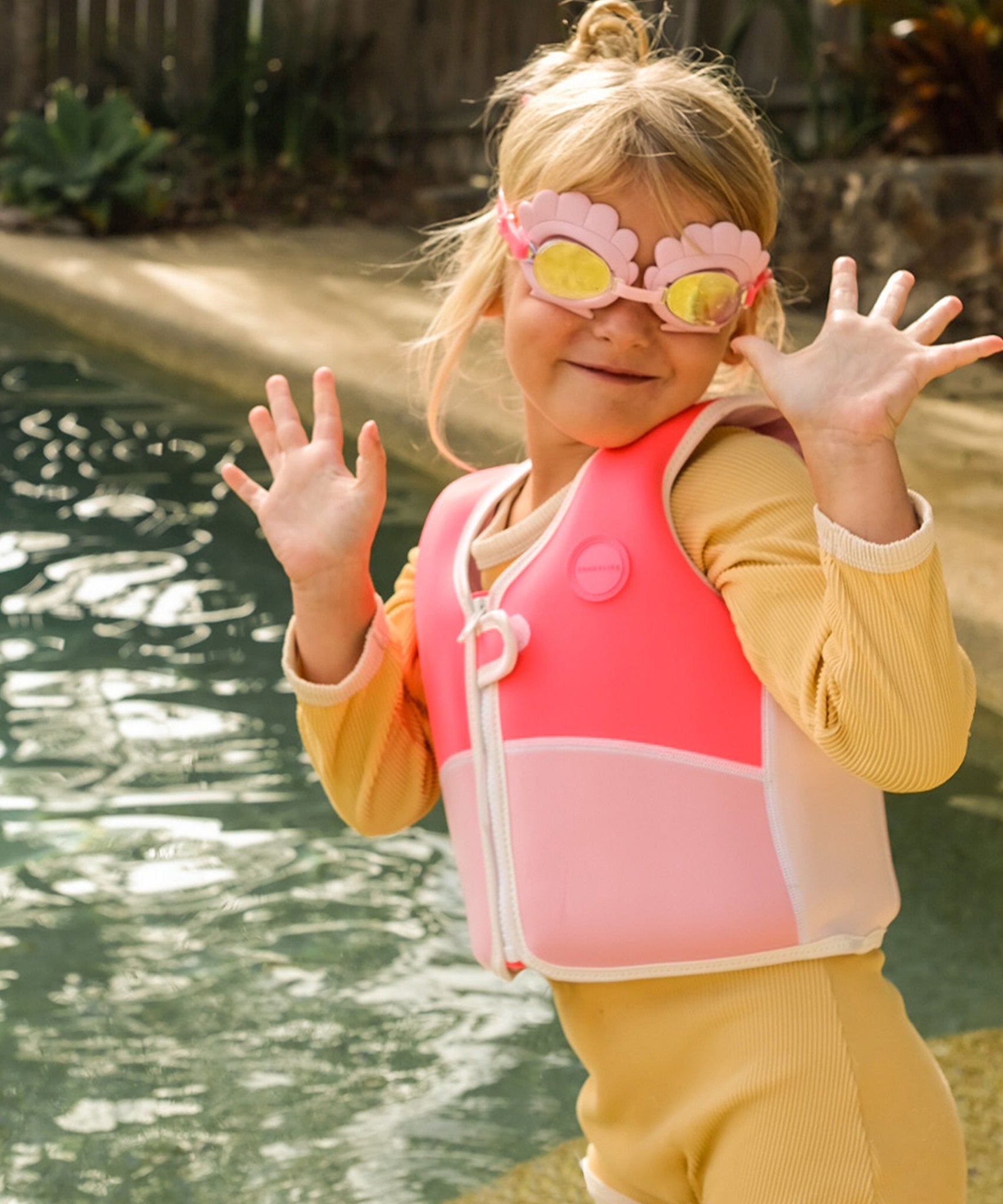 Sunnylife - Children's Swimming Goggles